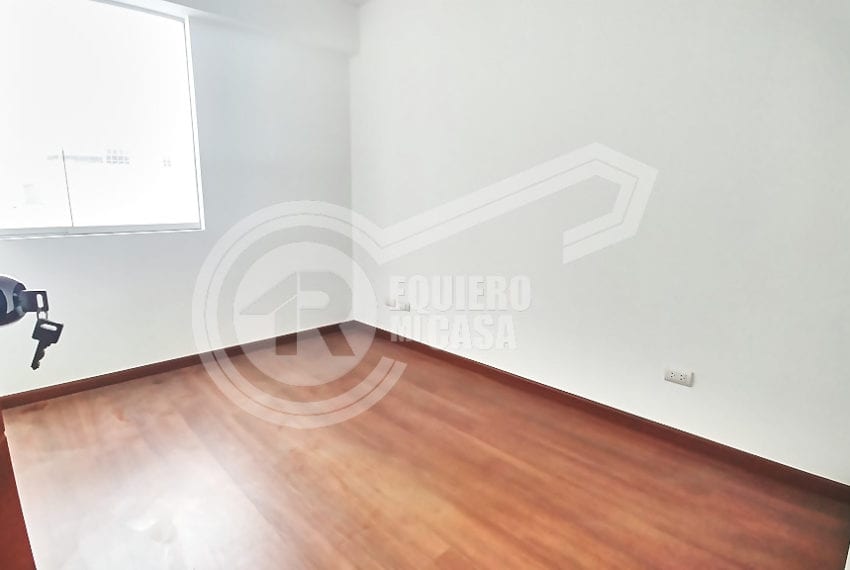 Departamento Frente a Parque Surco015