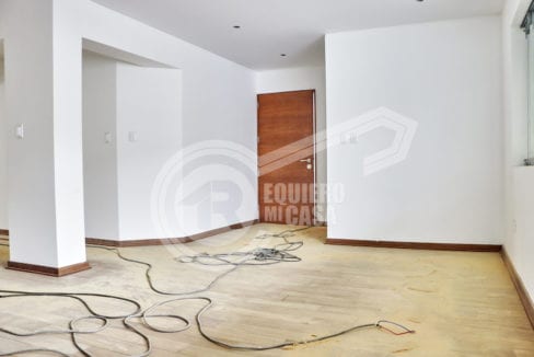 Flat Primer piso en Residencial Higuereta 8