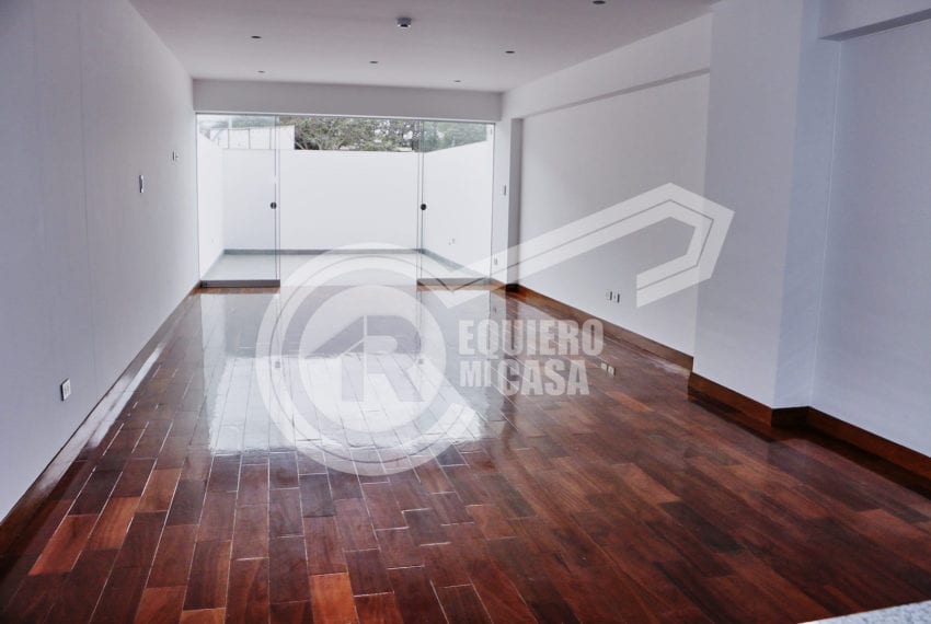 FiNO DEPARTAMENTO EN VENTA EN CHACARILLA 19