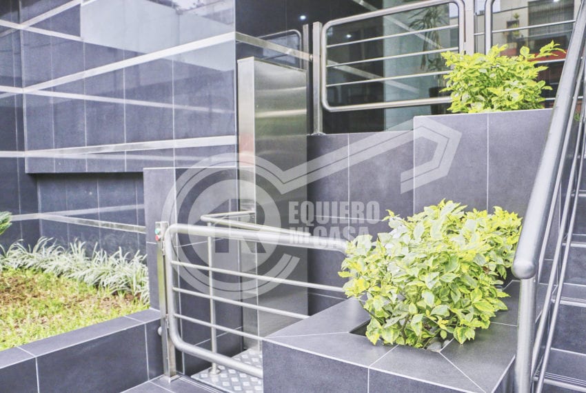 FiNO DEPARTAMENTO EN VENTA EN CHACARILLA 195