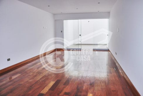 FiNO DEPARTAMENTO EN VENTA EN CHACARILLA 71